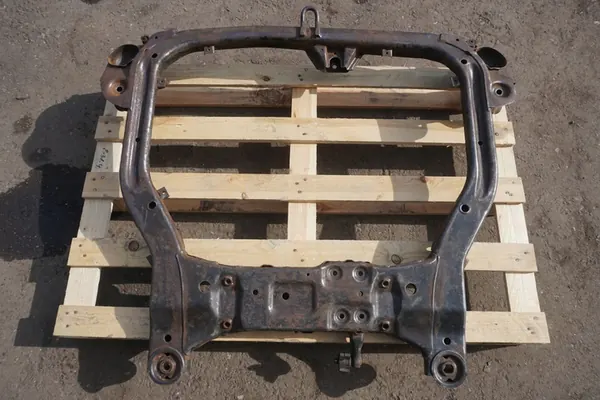 HYUNDAI i30 I 07-14 Trave di Sospensione 62405-2L000 image 7