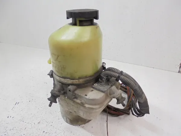 Opel Astra H Servopump 93179569 image 4