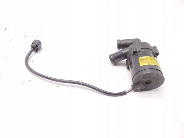 Pompe à eau Webasto VW Touran I 2.0 TDI 9006333B image 3