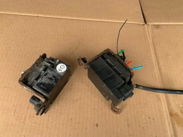 Válvula Suspensão Pneumática Audi OE OEM - Usado image 2