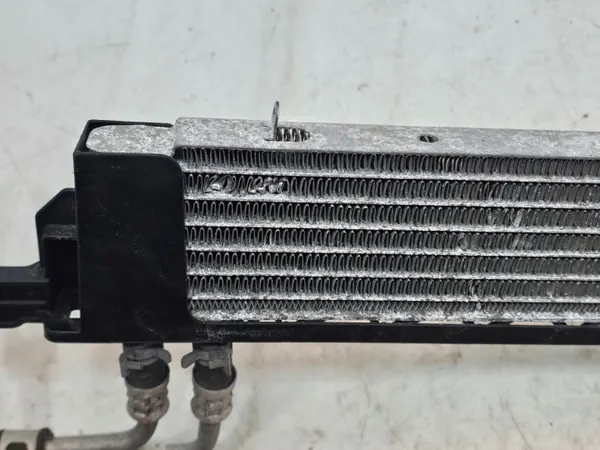 Ölkühler Ford OE FR33-7A095-AB - Gebraucht image 7