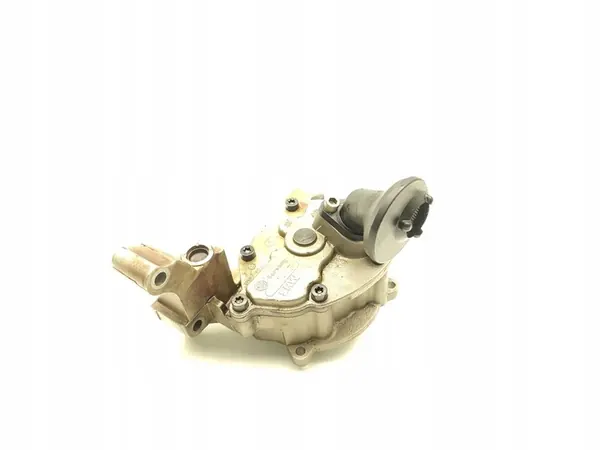 VW Golf Oljetank 1.6 FSI 85kW (115 HP) OEM 03C115121N image 3