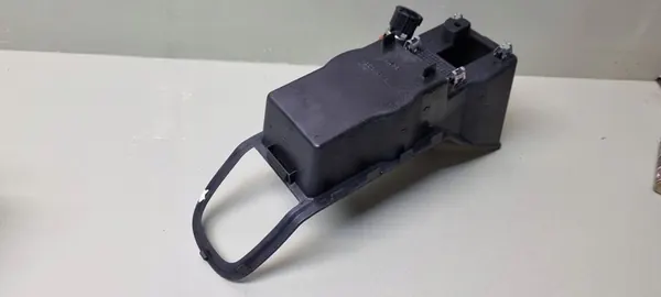 Estrutura de cobertura do interruptor de ignição Fiat Croma II LIFT 08-10 image 4