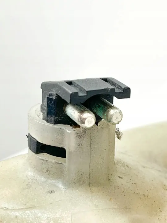Réservoir d'expansion de liquide de refroidissement OEM A1295000849 image 8