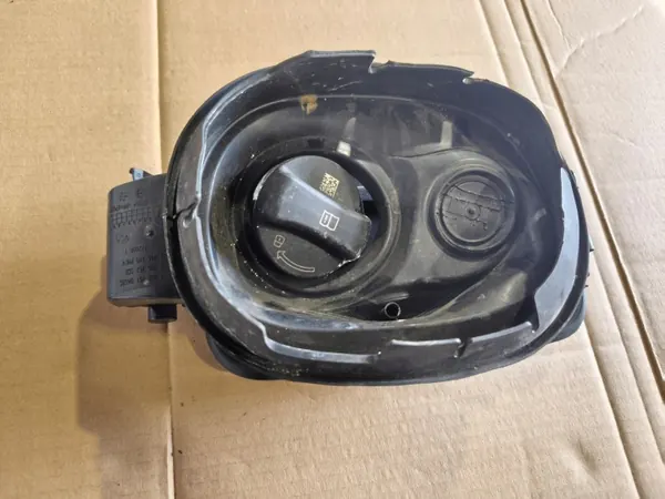 Trappe à carburant BMW X3 G01 OEM 7405751 - Occasion image 4