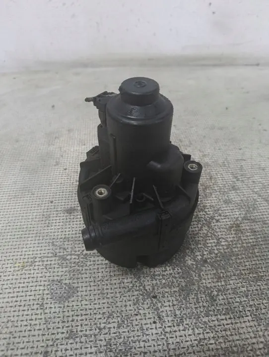 Pompe à air secondaire Mercedes W203 image 1