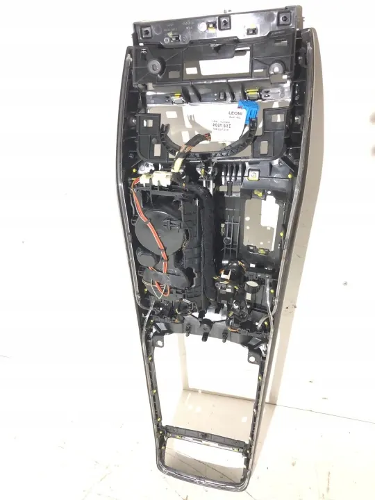Túnel Central Audi A8 D4 OEM 4H1864348 - Usado image 6