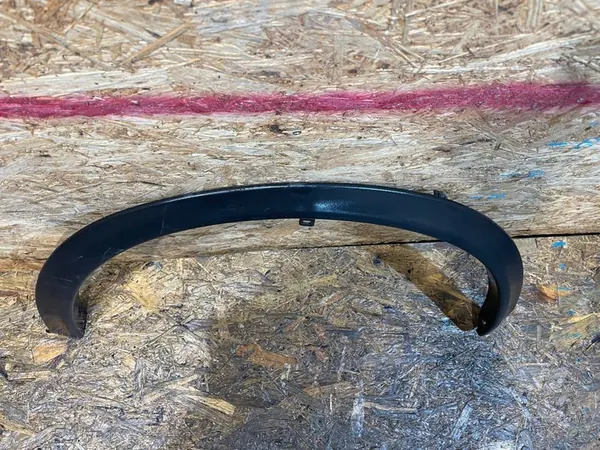 Nissan Juke I F15 10-19 Oikea Etulokasuoja image 3