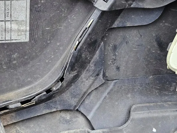 Pare-chocs avant Volvo V40 Cross Country 2012-2017 MCA2711 image 9