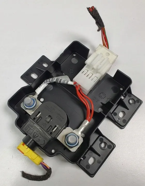 Mercedes A0005407712 Batterisäkerhetssäkring - Begagnad image 5