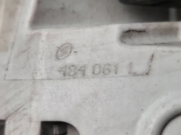 Inserto de lâmpada traseira esquerda Audi A4 B7 484061L image 5