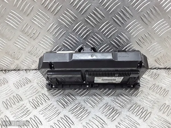 Audi Q7 Klimasteuergerät OEM 4l0820043f image 4