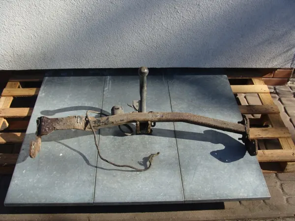 Peugeot OE Anhängerkupplung Heck HAK HOLOWNICZY TYŁ image 2