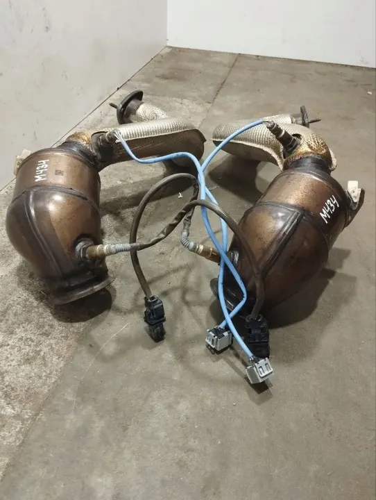 Katalysator OEM JY535G236AB för Aston Martin DB11 image 3