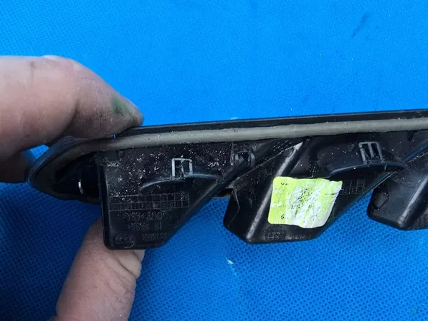 Couvercle d'entrée d'air d'aile droite BMW G01 G02 7418606 image 6