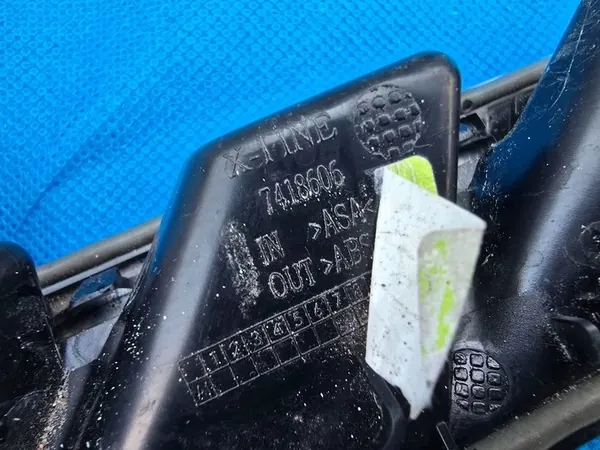 Couvercle d'entrée d'air d'aile droite BMW G01 G02 7418606 image 7