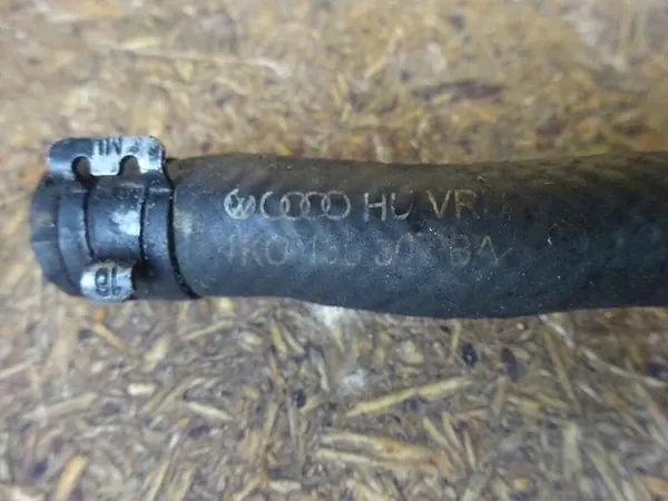 AUDI A3 8P LIFT KRAFTSTOFFROHR SENSOR 1K0130307BA image 7