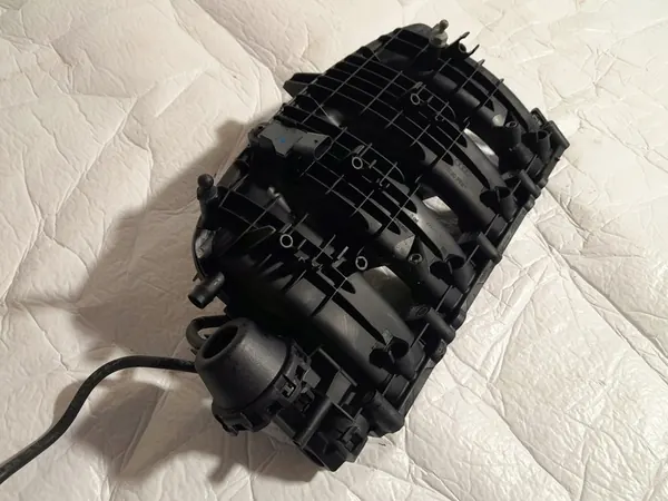 VW AUDI 2.0TFSI Ansaugkrümmer 06L133201T image 5