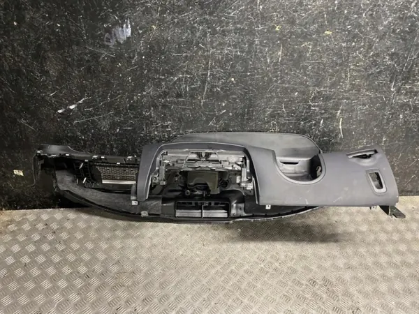 Mercedes-Benz CLS C257 Mittaristo OEM A2136809904 image 4
