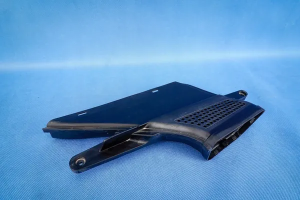 Luchtinlaat Audi A4 8K A5 8T 8K0129617C 8K0129618F image 2