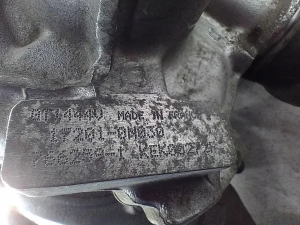 Turbo con Colector Toyota Yaris II 1.4 D4D image 2