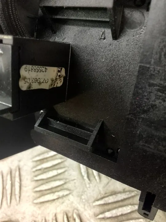 Gecombineerde Schakelaar IVECO DAILY III Lift 06-14 OEM 69500207 image 5