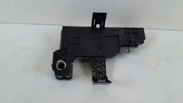 Pidike Volvo V60 II OEM 32200086, 31473761, 32200087 image 4