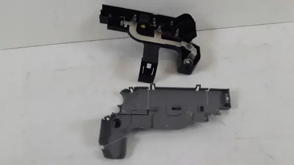 Pidike Volvo V60 II OEM 32200086, 31473761, 32200087 image 5