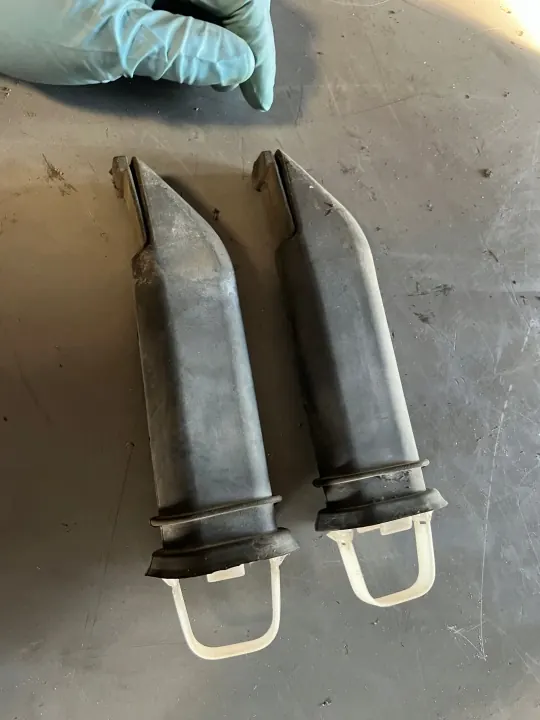 OEM 9807200480 Scheibenablaufrohr - Gebraucht Opel OE image 3