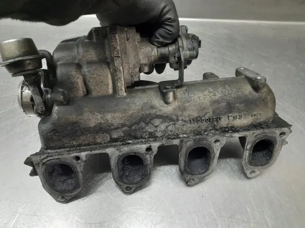 Colector de admisión FORD 1.8 TDCI OEM 4M5Q-9424-BD image 4