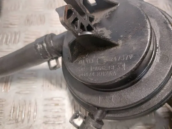 Ohjausnesteastia OEM 04743012AA Chryslerille image 4