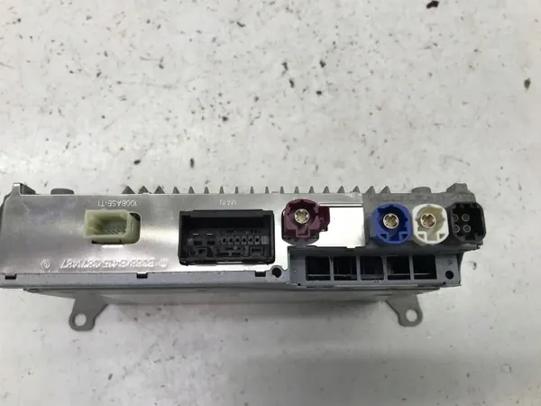 Unité de commande radio BMW X1 U11 2023 OEM 5A9AF52 image 4