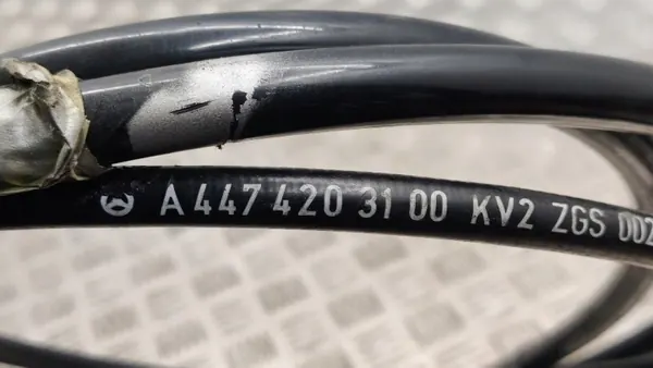 Câble de frein à main Mercedes-Benz OEM A4474203100 image 4