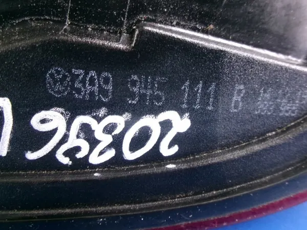 VW Passat B4 Kombi Luz Trasera Izquierda 3A9945111B image 4