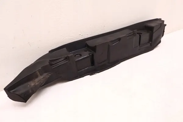 Maserati Grecale rechter spatbordvoering OEM 670157929 image 3