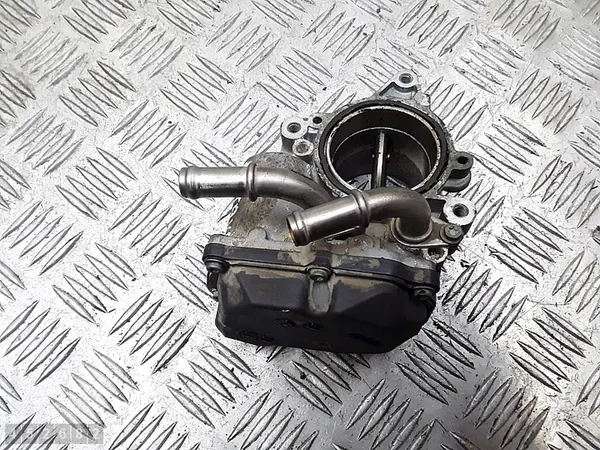 Corpo de borboleta Skoda Octavia 2015 1600tdi 04l128063p image 2