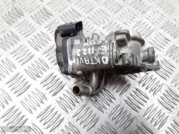 Corpo de borboleta Skoda Octavia 2015 1600tdi 04l128063p image 3