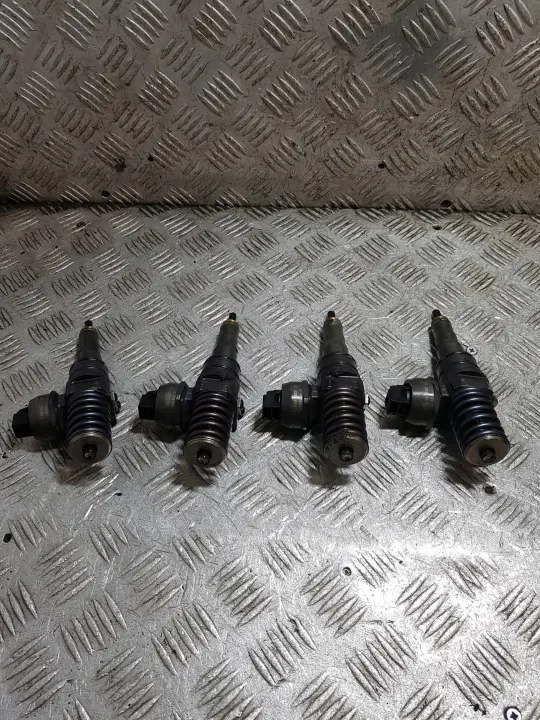 Inyector OEM 038130073AK para VW Sharan 1.9 TDI image 4