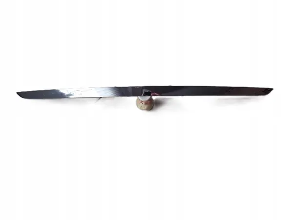 Moldura Cromada Porta-Malas - Mercedes E-Class W207 Coupe - OEM image 1