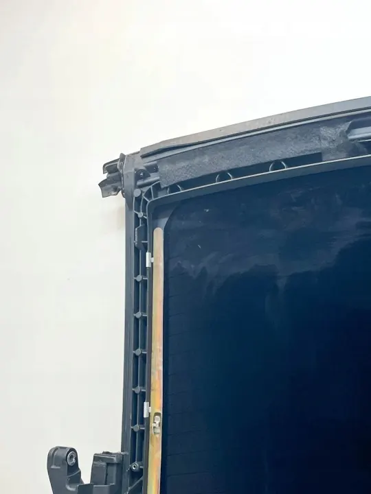 Vitre arrière OEM A2316700380 pour Mercedes SL R231 image 9