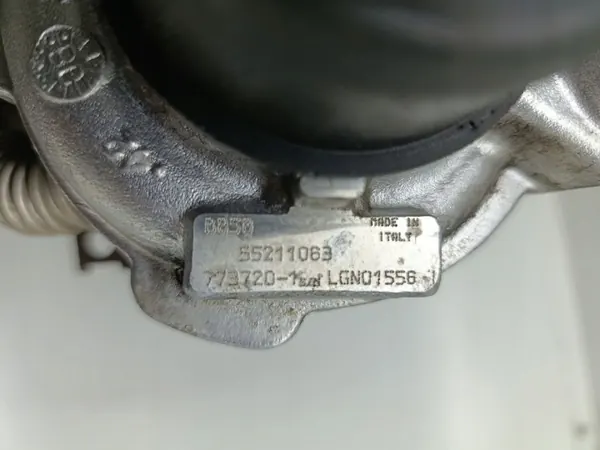 Turbocompresor con colector OEM 55211063 773720-1 image 8