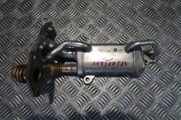 EGR Pakokaasunjäähdytin 1.5 DCI Renault Kadjar 147357324R image 2