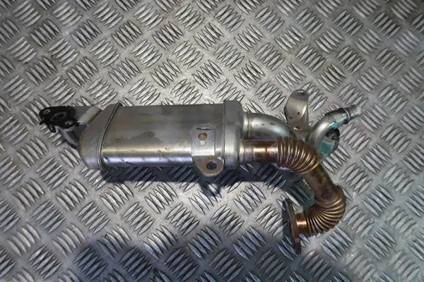 EGR Pakokaasunjäähdytin 1.5 DCI Renault Kadjar 147357324R image 3