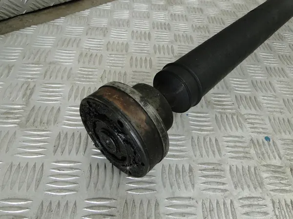 Drivaxel Audi A6 C6 3.0TDI OEM 4F0521101E image 5