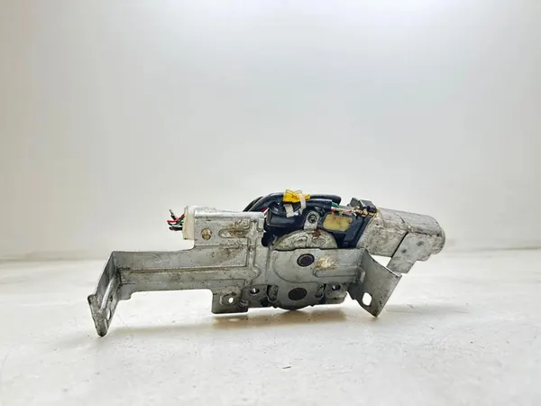 Zonneschaduw motor Toyota RAV 4 2002 image 2