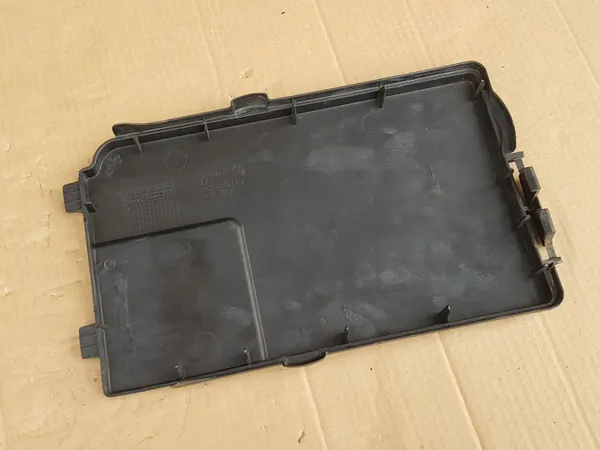 Carcaça de bateria completa / Audi A3 8P - VW Golf V VI - Seat Leon II image 7