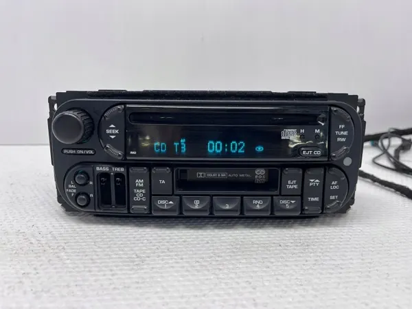 Rádio CD Jeep Grand Cherokee WJ OEM P05091601AE image 2