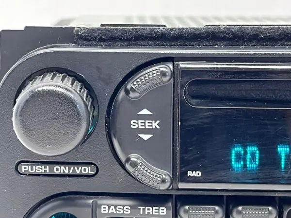 Rádio CD Jeep Grand Cherokee WJ OEM P05091601AE image 10