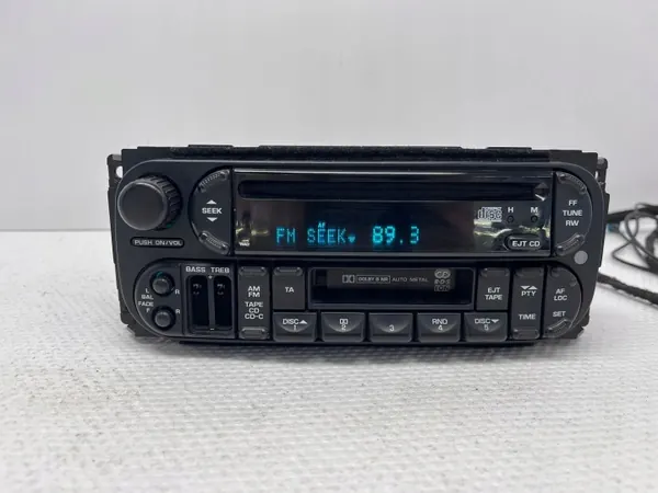 Rádio CD Jeep Grand Cherokee WJ OEM P05091601AE image 3