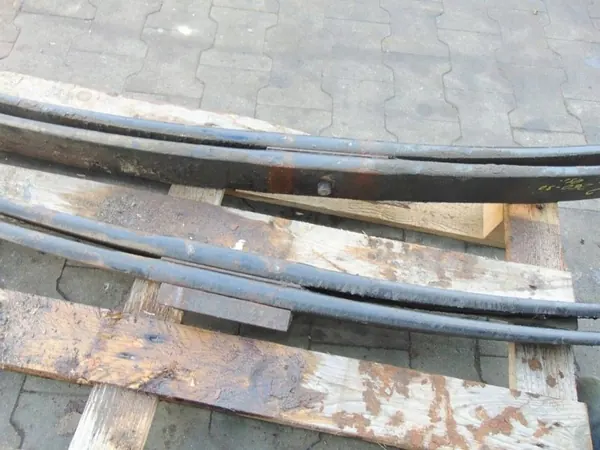 Ressort Avant OEM 123 pour Iveco Stralis 05r image 10